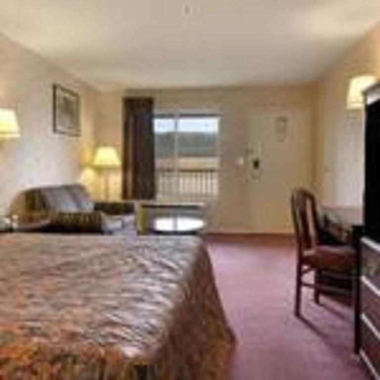 Super 8 By Wyndham Decatur Priceville Exterior foto